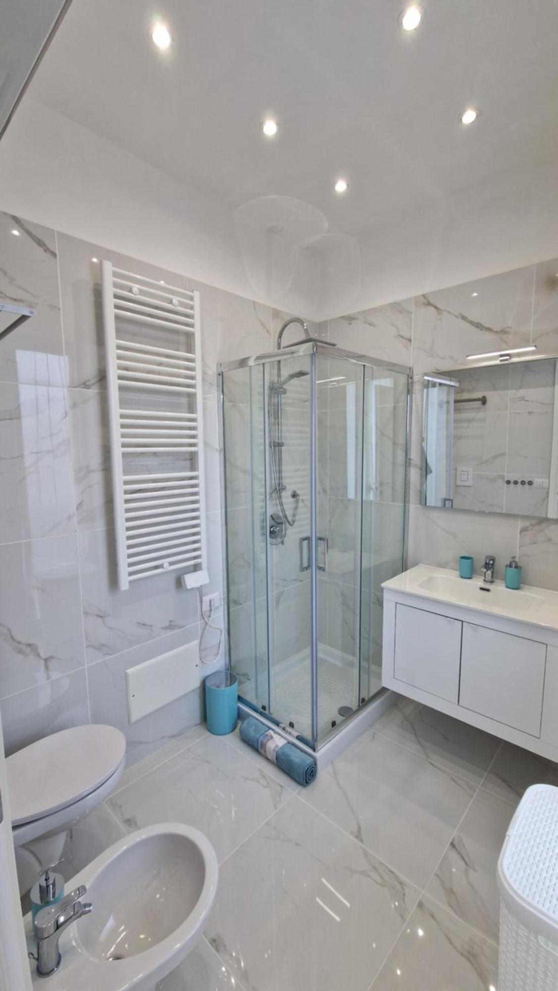 Apartment Blumarine In Neapel